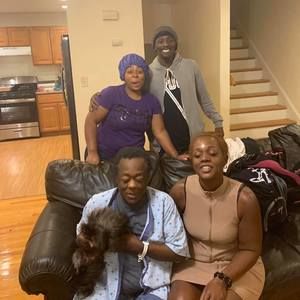 Meet your Posher, Danielle